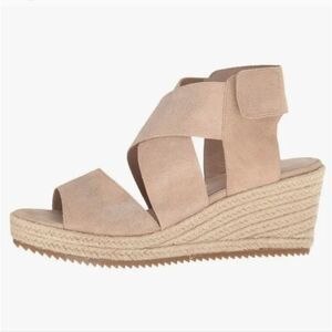 Eileen Fisher Willow Tan Suede Wedge Sandals Size 8.5